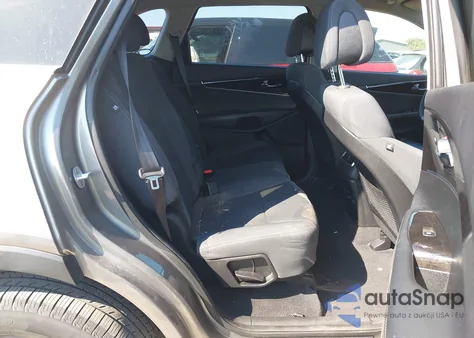 2016 Kia Sorento 2.4L Lx z USA, uszkodzony, nr VIN 5XYPGDA32GG161805